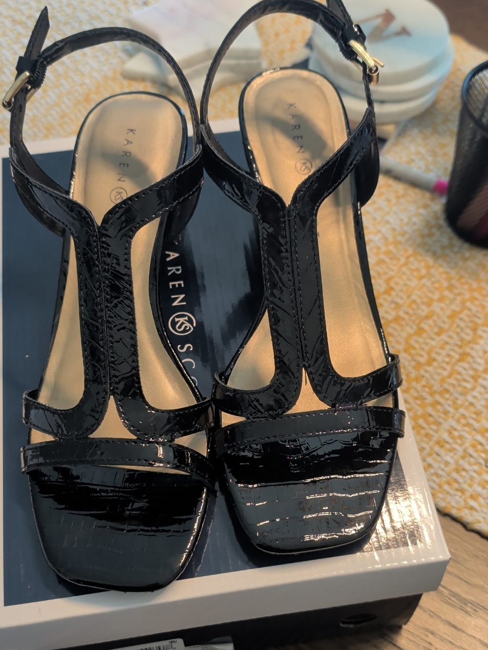 Karen Scott Black Patent T-Strap Sandals